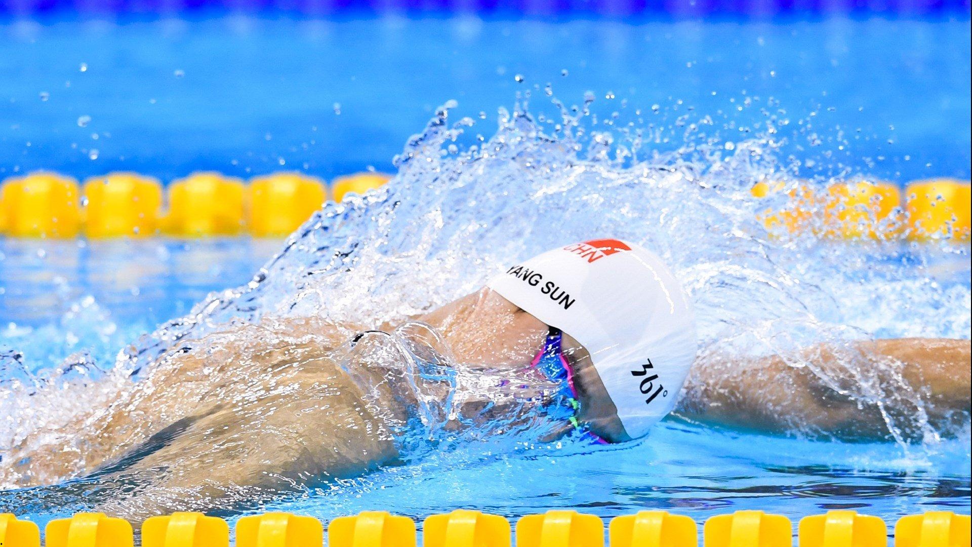 街舞大赛巅峰对决，青春风暴席卷全国，舞林高手一较高下